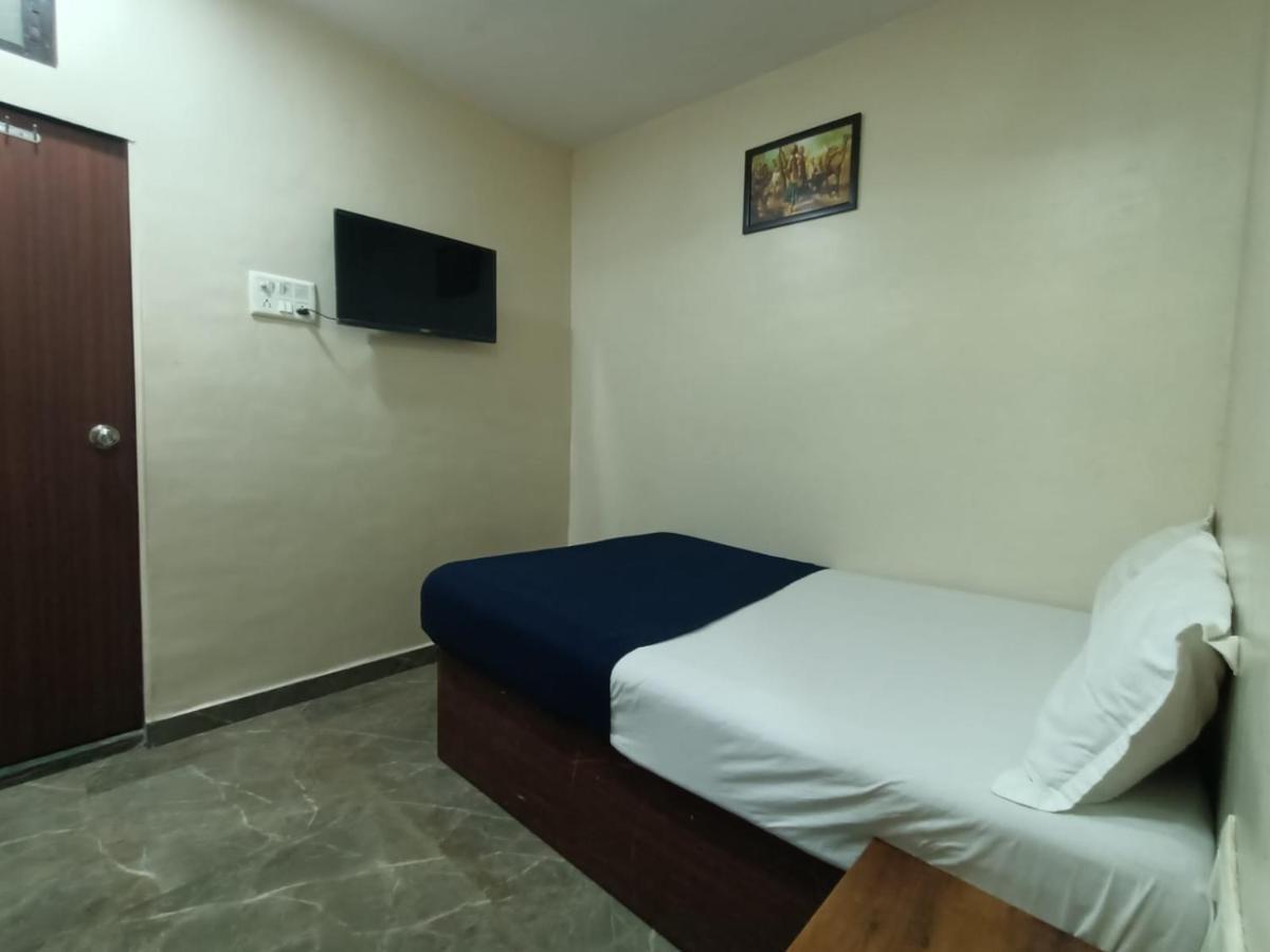 Hotel Safalta Residency, Chembur Мумбаї Екстер'єр фото